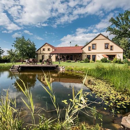 Penzion U Lisky Jarosov nad Nezarkou Zewnętrze zdjęcie