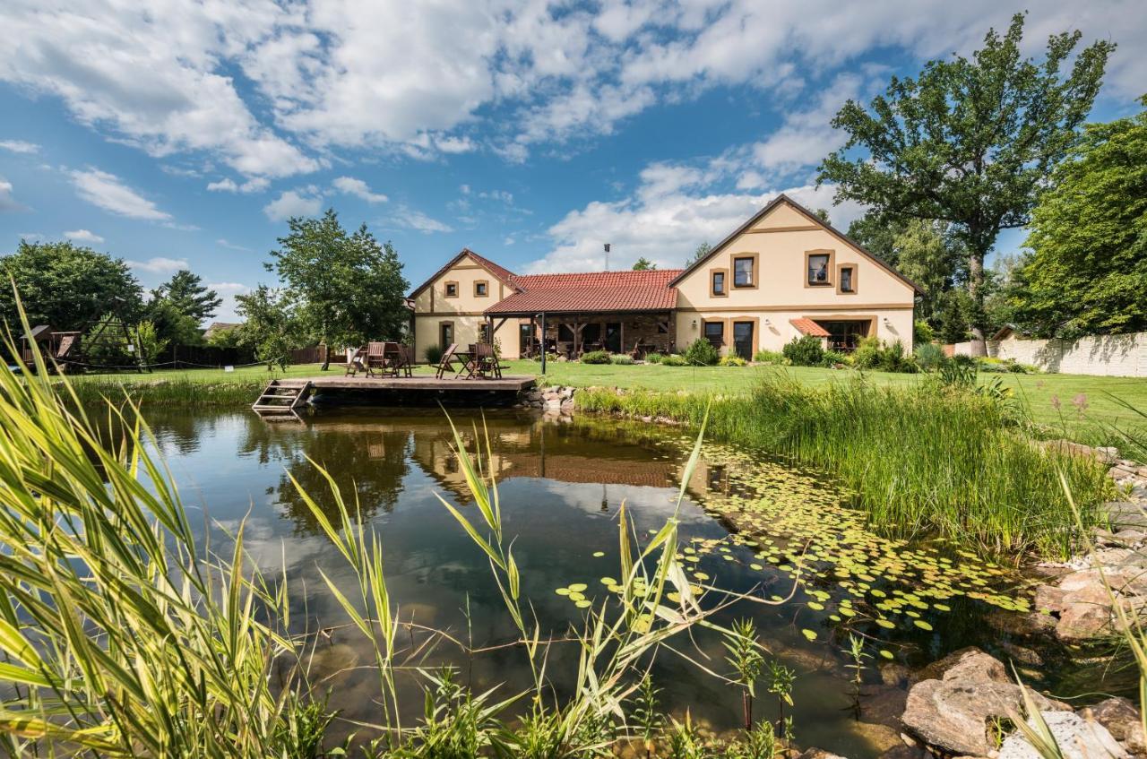 Penzion U Lisky Jarosov nad Nezarkou Zewnętrze zdjęcie
